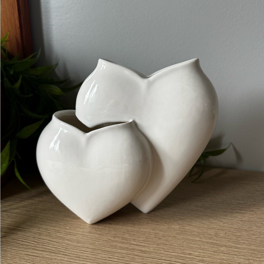 White Heart-Shaped Ceramic Vase